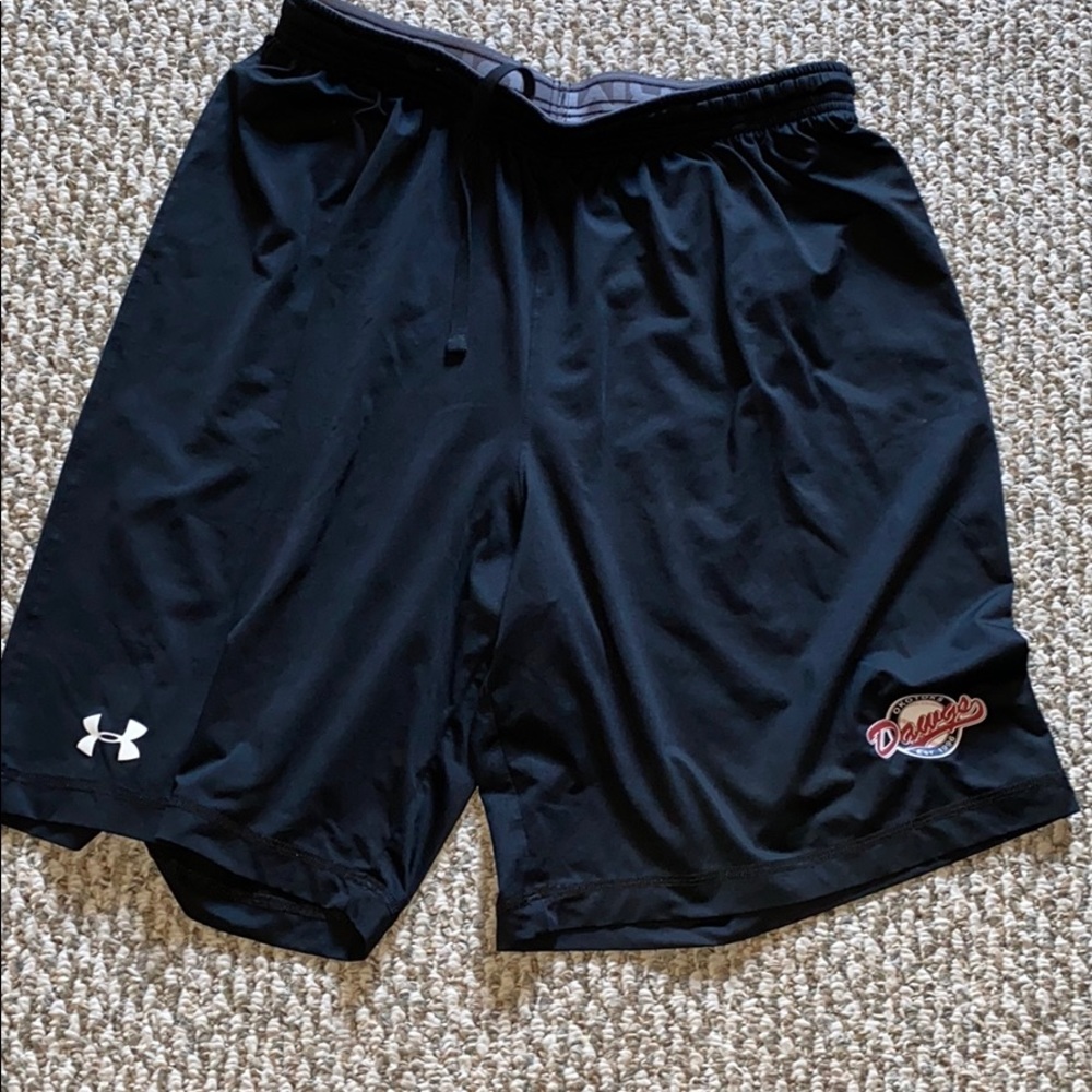 Black under armor okotok dawgs shorts large